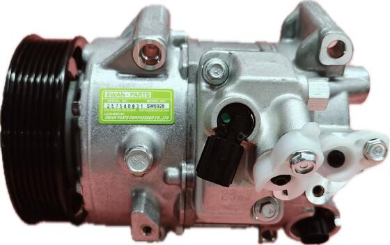 TOYOTA AC Compressor with 7PK Grooves 12V Rated Voltage and 110mm Pulley Diameter for Camry/RAV4